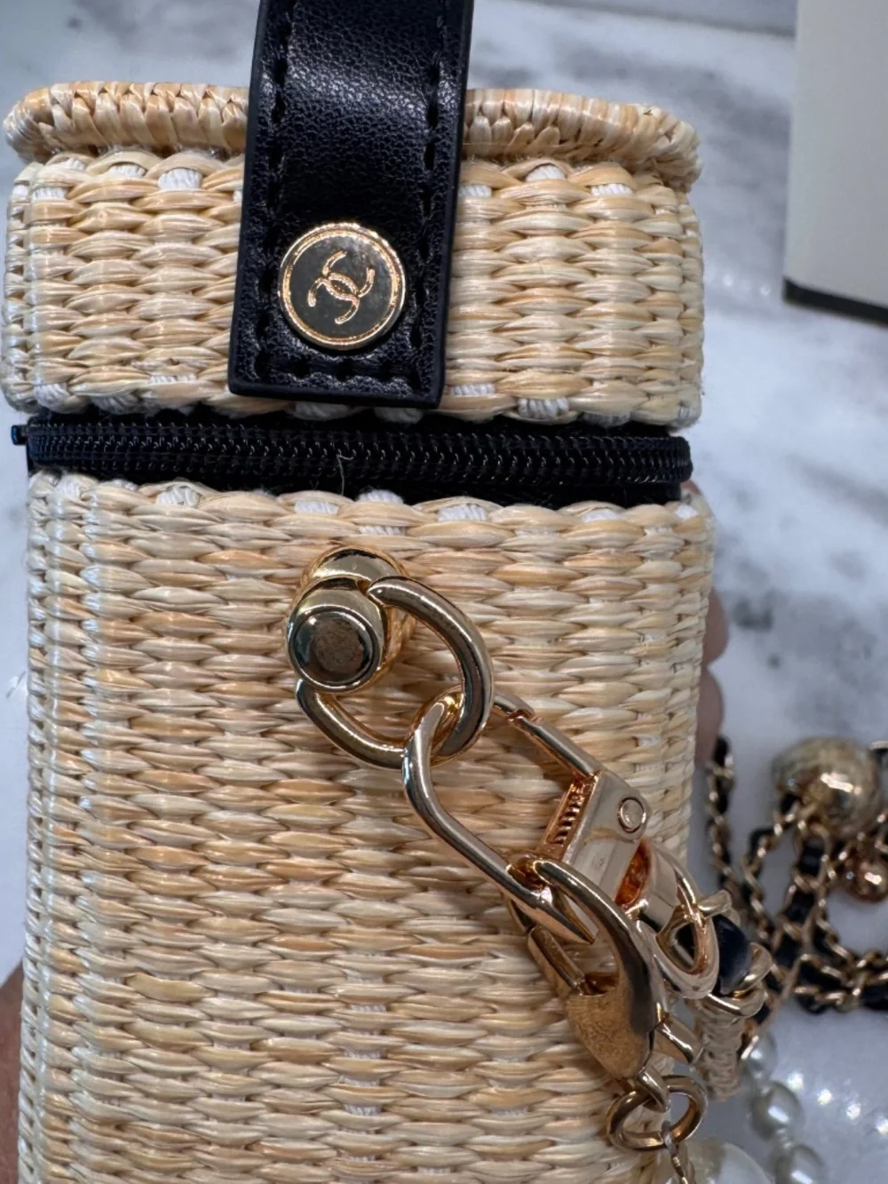 FABULOUS GIFT! CHANEL Beaute Les Beiges Raffia Makeup Vanity Crossbody Bag GWP